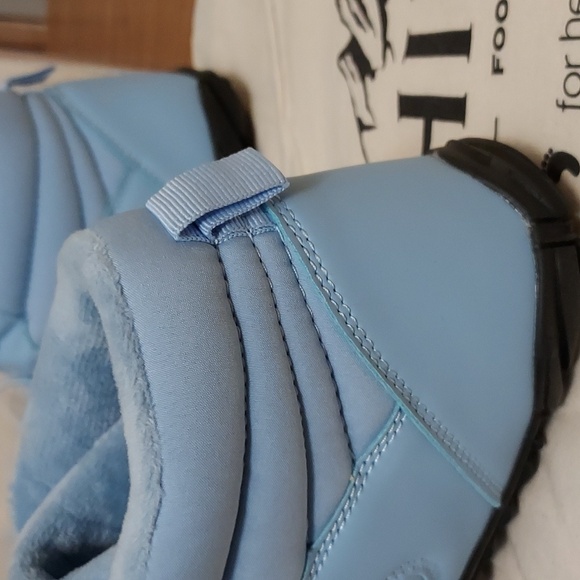 Unisex Hike Footwear Boot - Picture 12 of 14